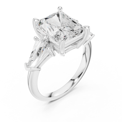 Three Stone Ring with side Kite Stone Three Stone Ring with side Kite Stone