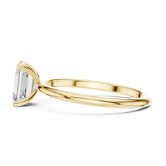 Emerald Solitaire Lab-Diamond ring Emerald Solitaire Lab-Diamond ring
